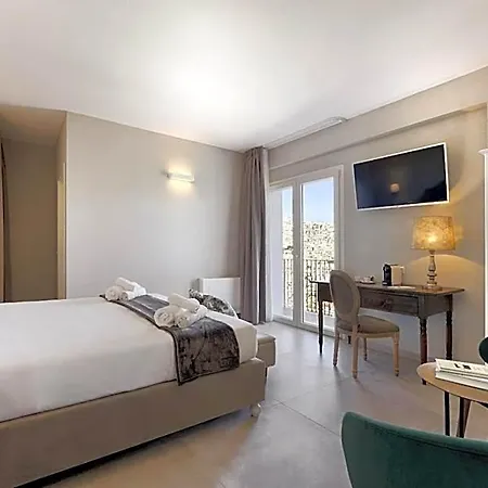 Itria Hotel 3*